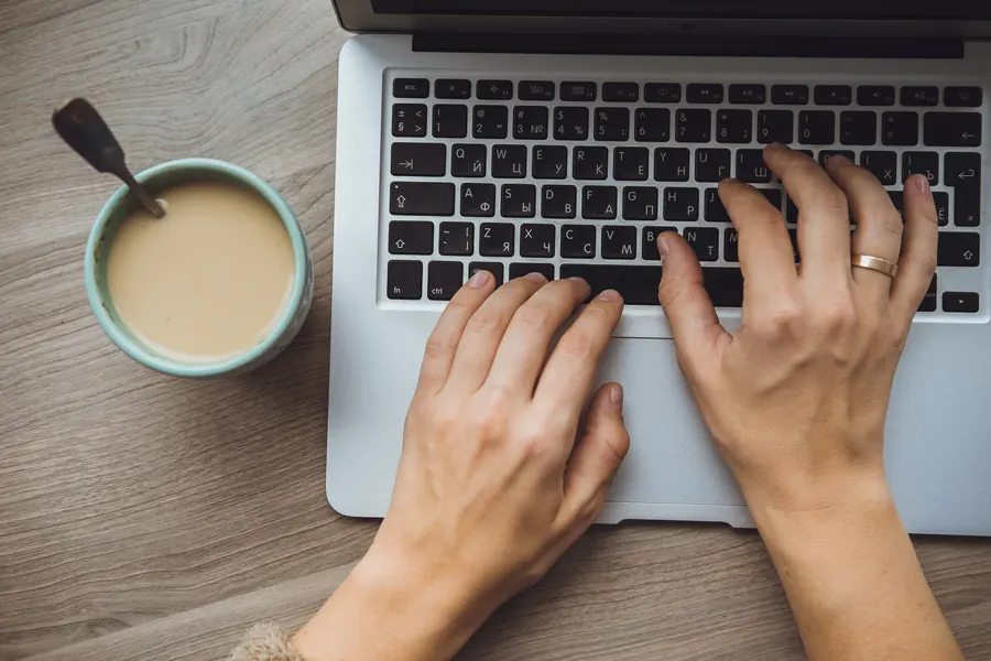 L’outil Santé du site, dans le menu Outils, indique la version de PHP et les points à corriger.
