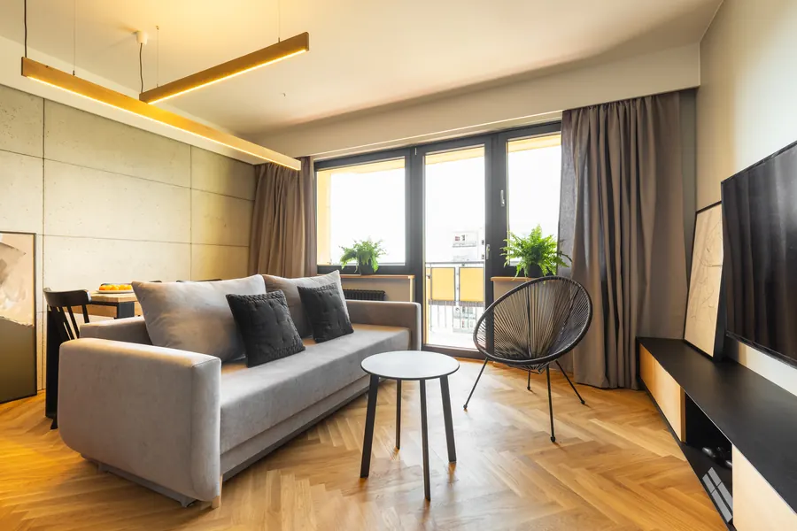T3 avec balcon, résidence récente, lumière du matin