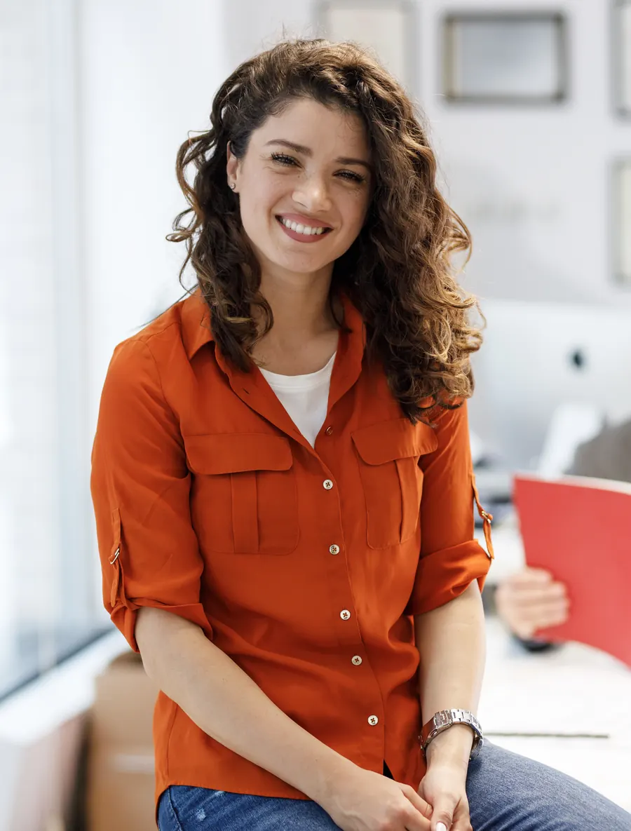 Portrait de Lucie, chargée de recrutement