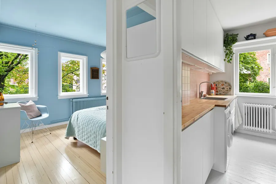 Studio avec lit en alcôve et cuisine, sans vue sur mer